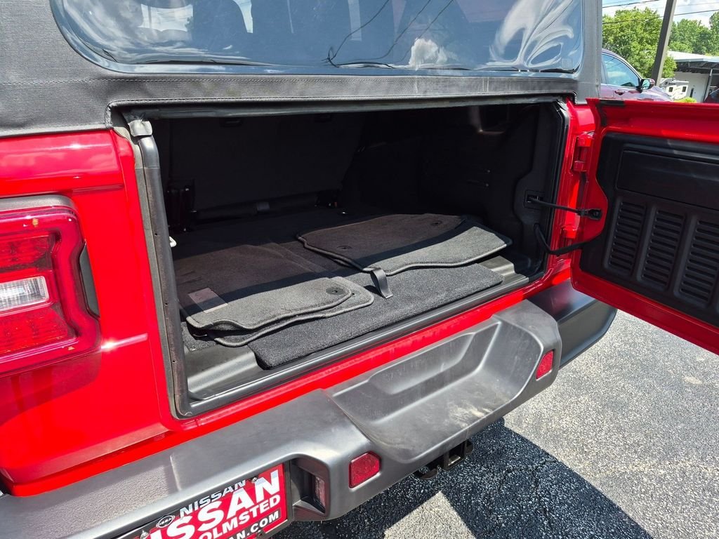 Used 2026 Red Clearcoat Jeep Rubicon image 9