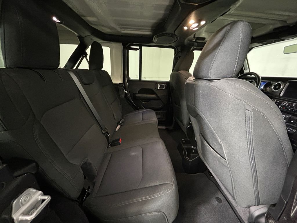 Used 2021 Gray Jeep Unlimited Sahara image 17