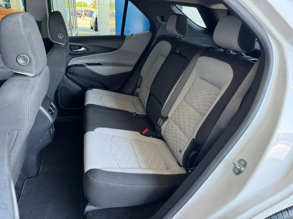 Used 2021 SUMMIT WHITE Chevrolet LS image 19