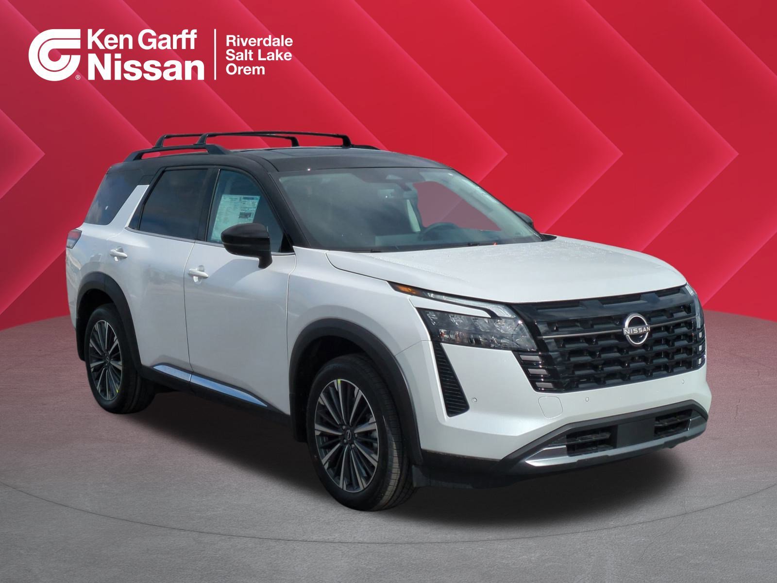 2026 Nissan Pathfinder Platinum 4WD's photo