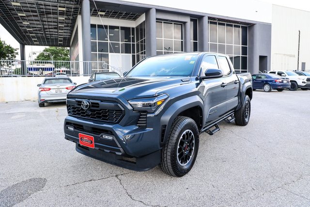 2025 Toyota Tacoma 4WD TRD Off Road Hybrid