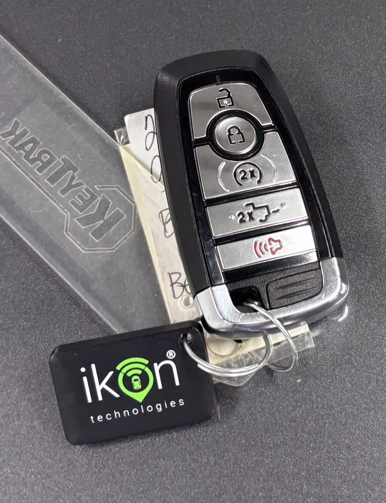 Used 2024 Gray Ford Lariat image 27