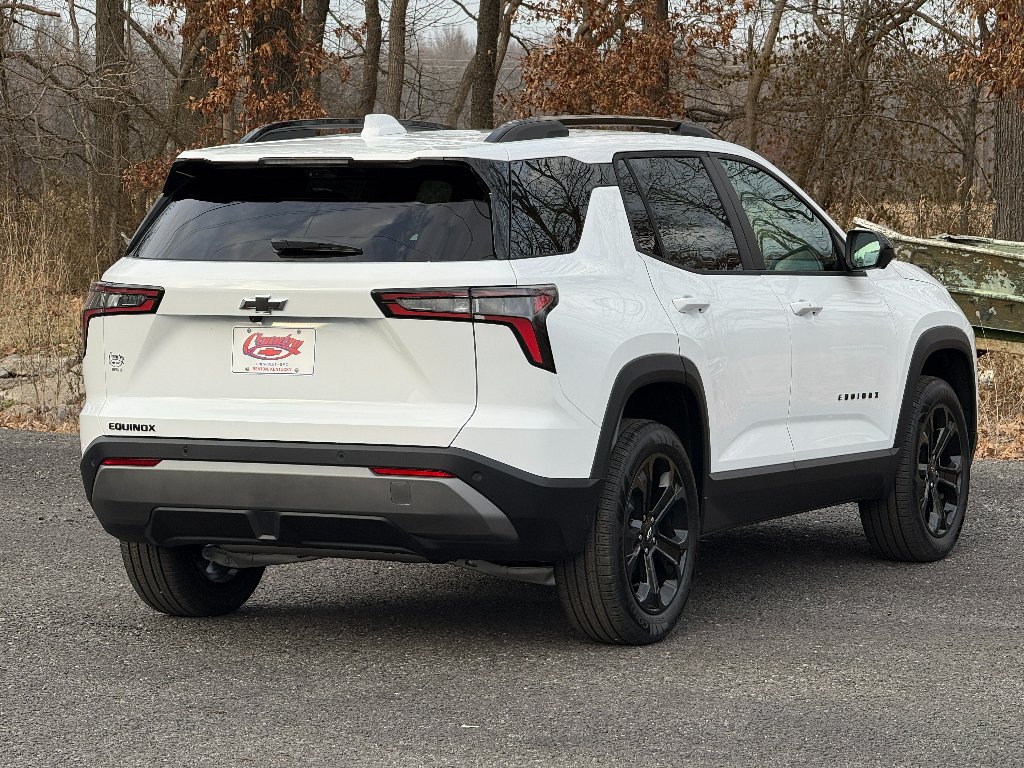 2026 Chevrolet Equinox LT - Photo 9