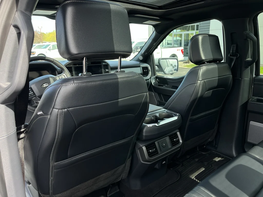2025 Ford F-150 Lariat - Photo 19