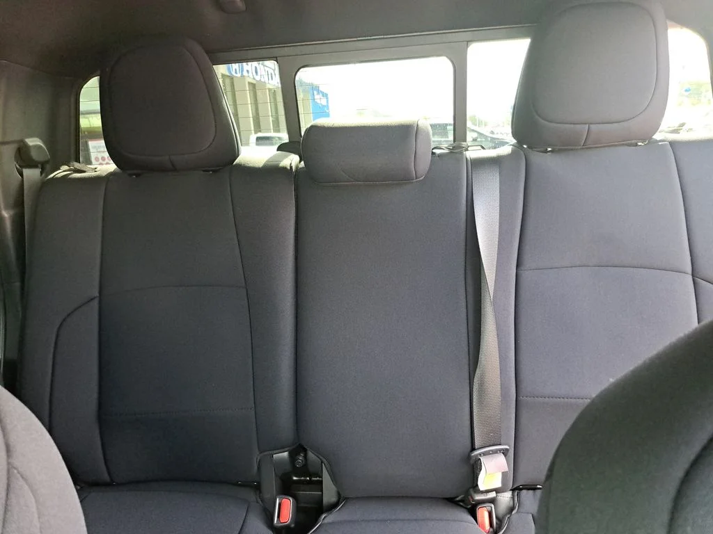 2024 Toyota Tacoma SR5 - Photo 27