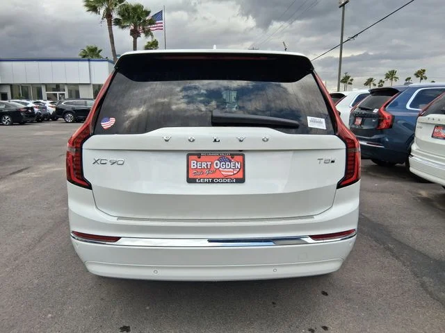 New 2026 Crystal White Volvo Plus image 5
