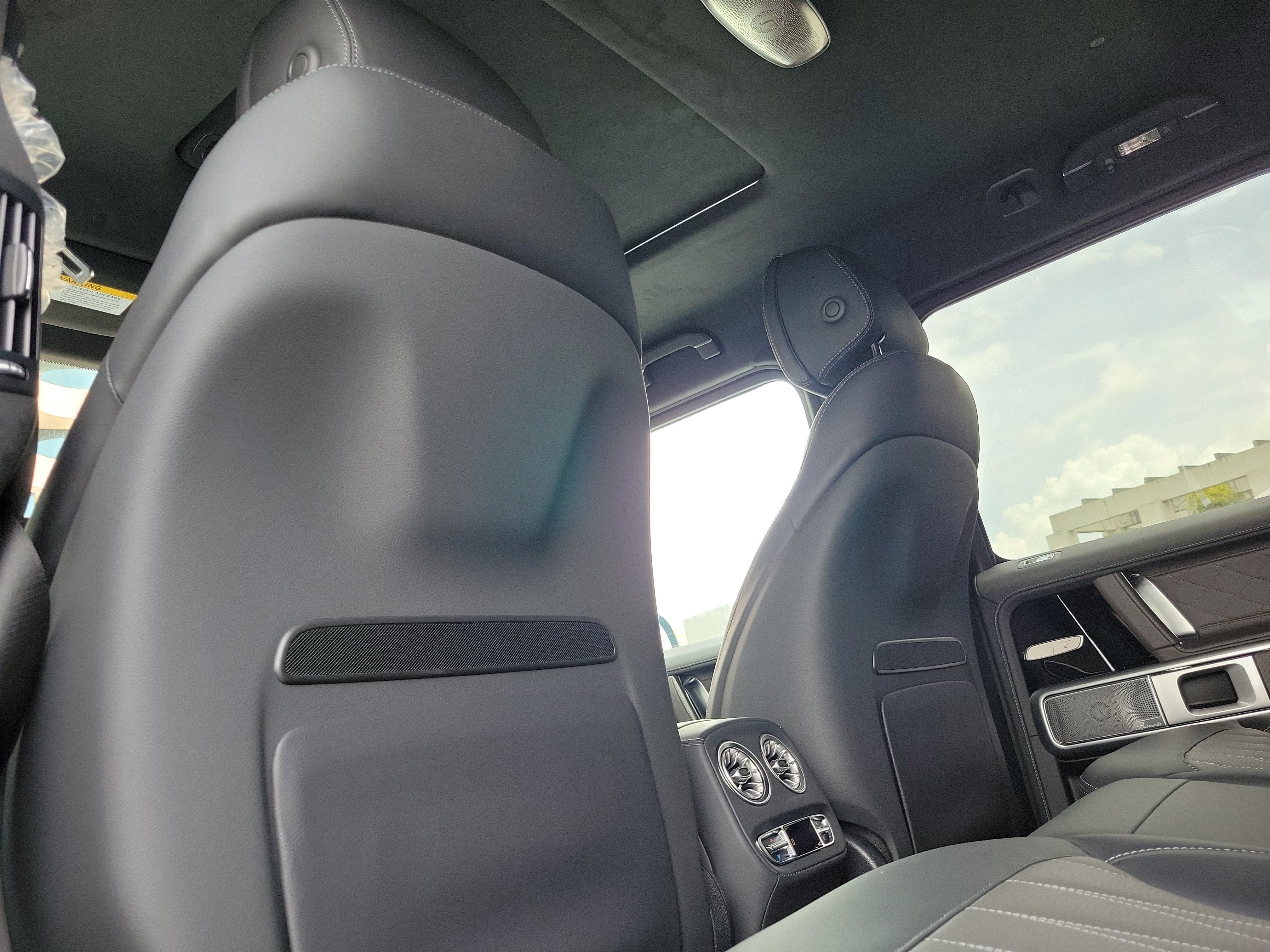 New 2027 MANUFAKTUR Dark Blue Non-Metallic Mercedes-Benz AMG® G 63 SUV image 41