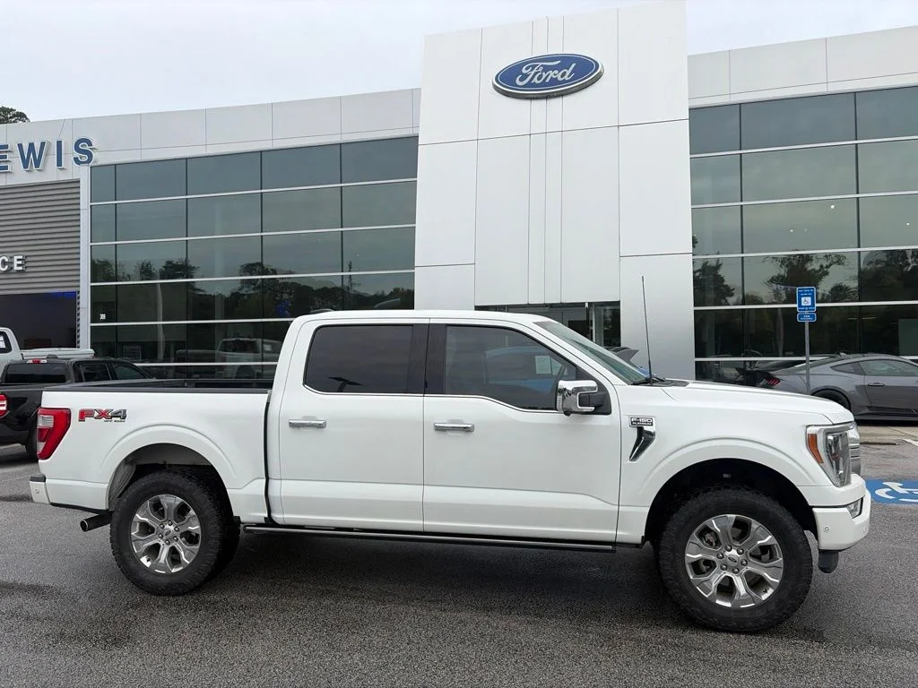 Used 2022 White Ford Platinum image 4