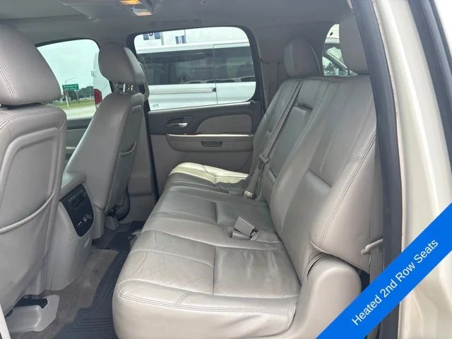 Used 2014 White Diamond Clearcoat GMC SLT 1500 image 12