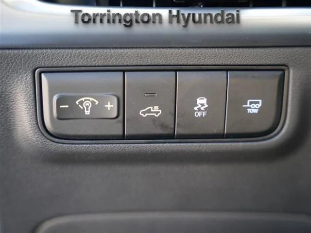 2025 Hyundai Santa Cruz Limited - Photo 11