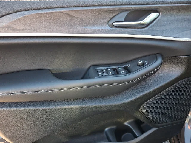 New 2026 Gray Jeep Altitude image 9