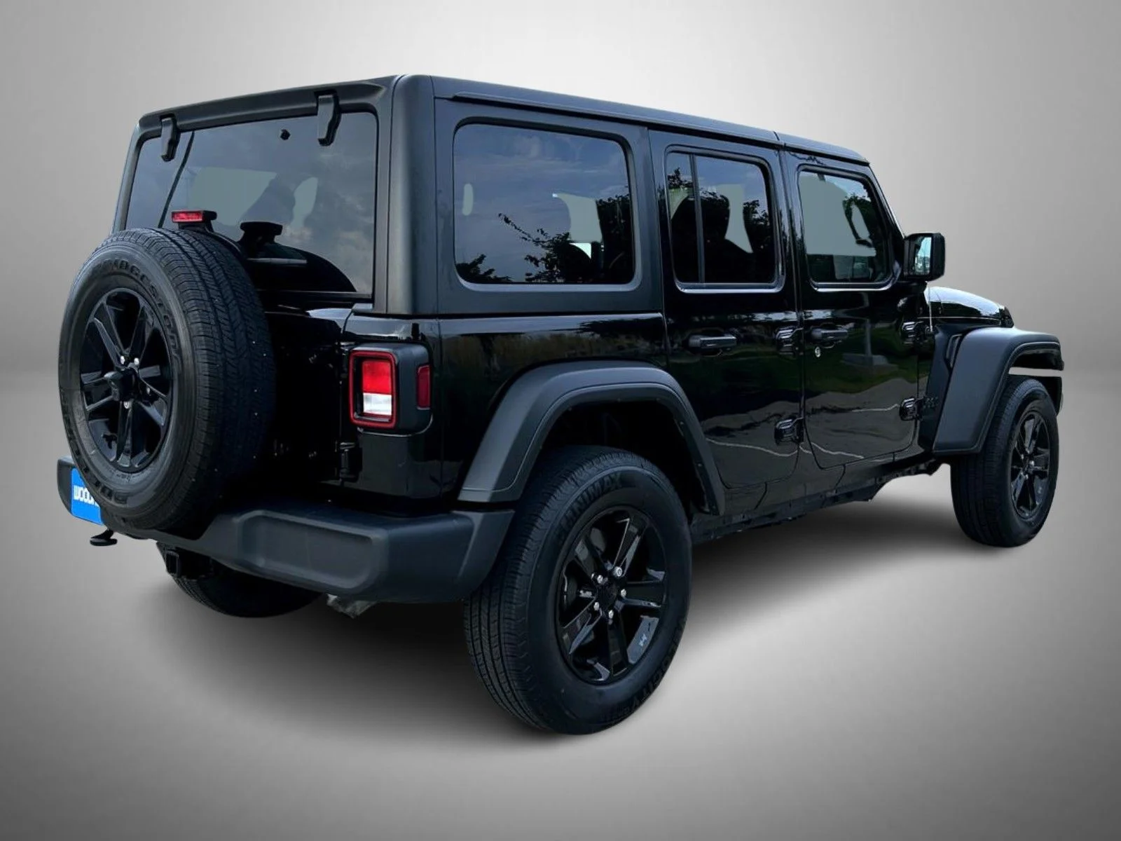 Used 2022 Black Jeep Unlimited Sport Altitude image 5