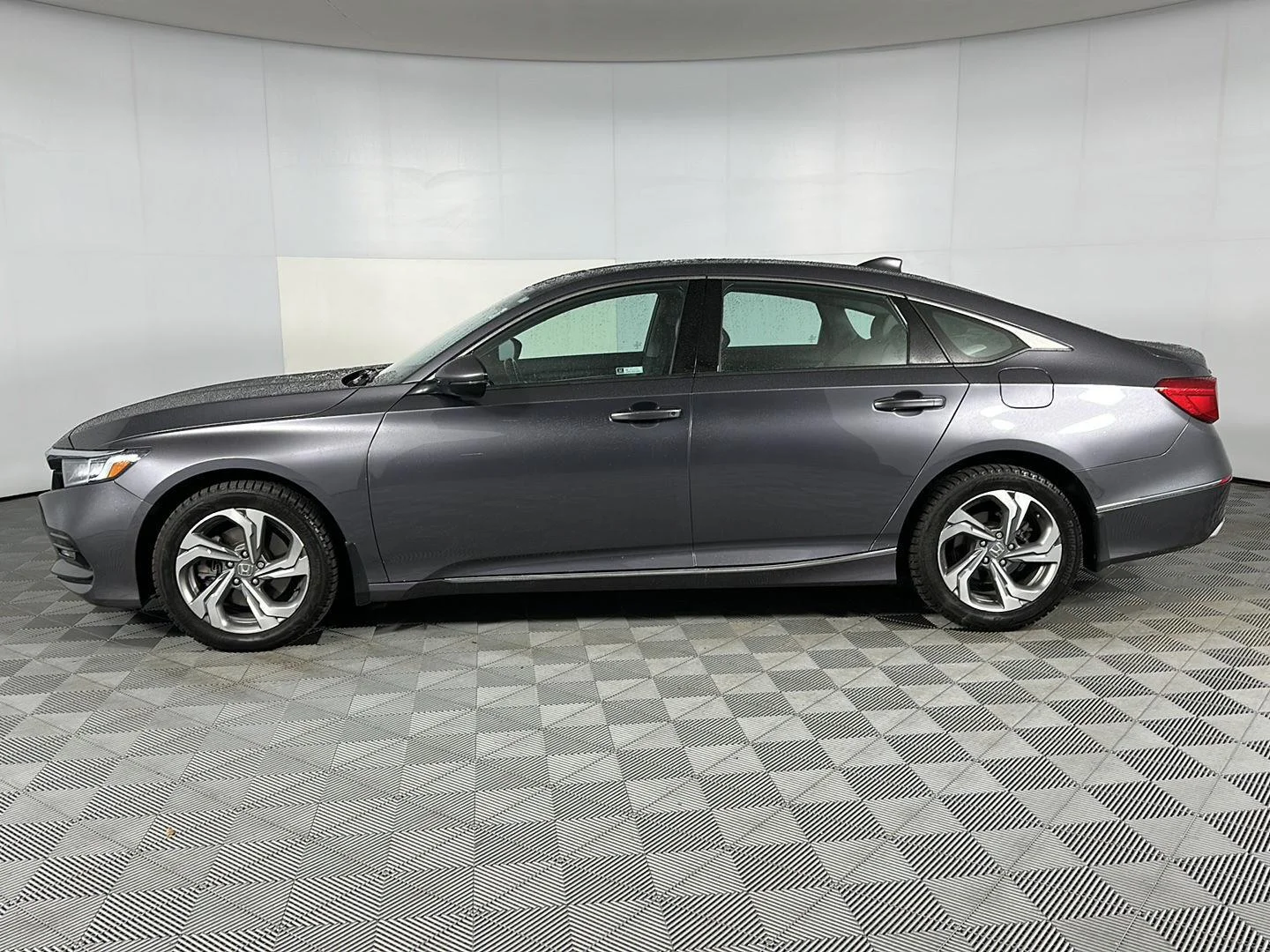 Used 2020 Modern Steel Metallic Honda EX-L image 4