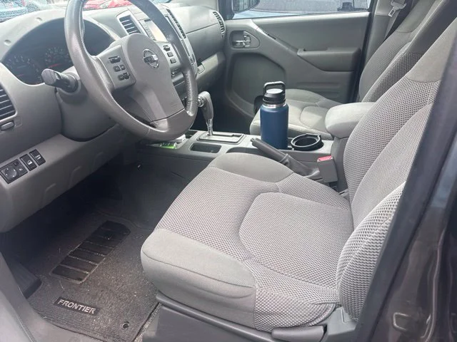 Used 2019 Gray Nissan SV image 4