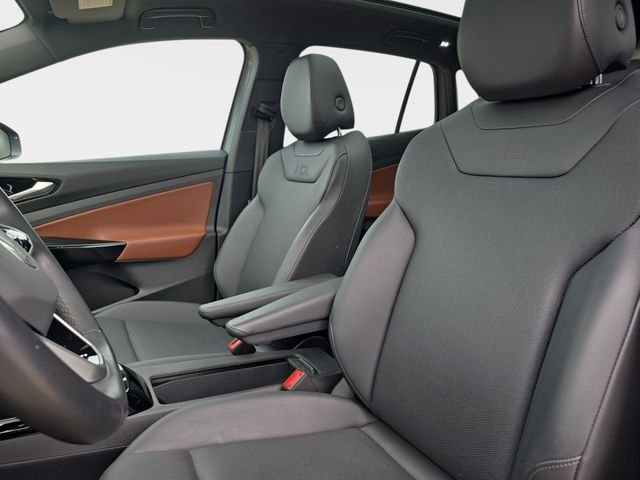 Used 2021  Volkswagen Pro S image 18