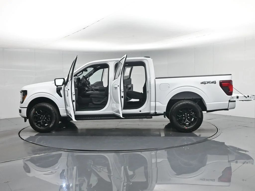 New 2026 White Ford XLT image 37