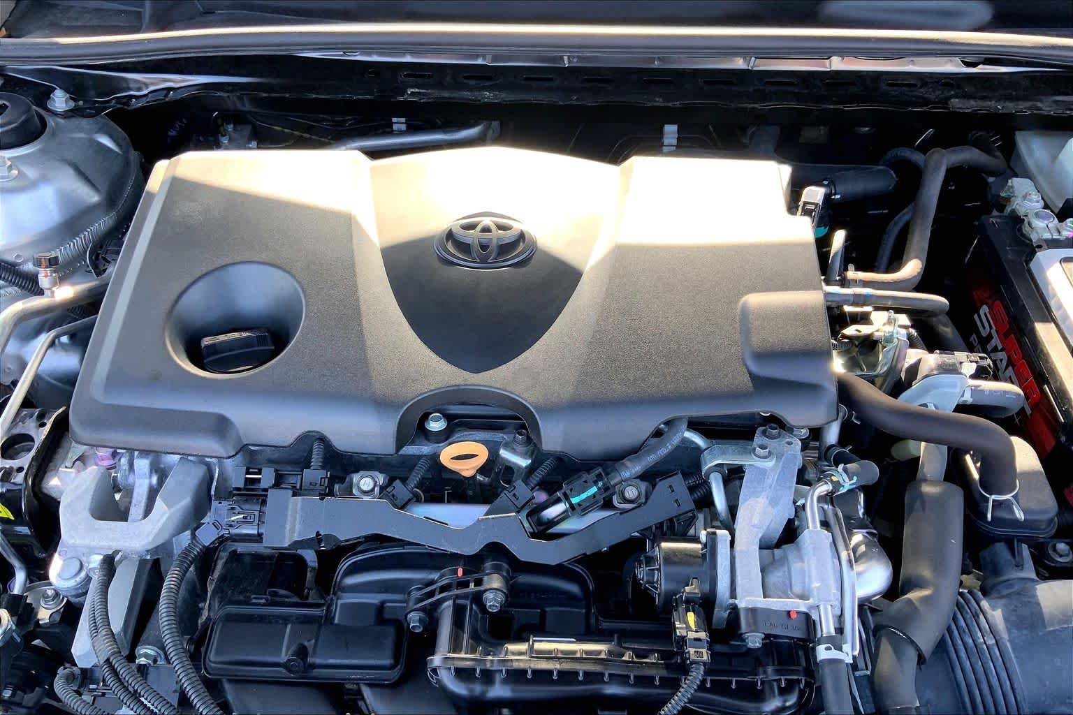 Used 2019 Celestial Silver Metallic Toyota SE image 32