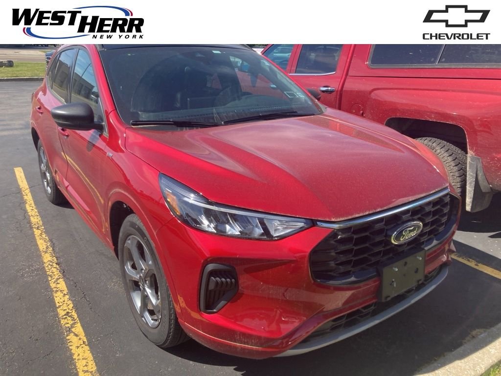 Used 2023 Red Ford ST-Line image 1