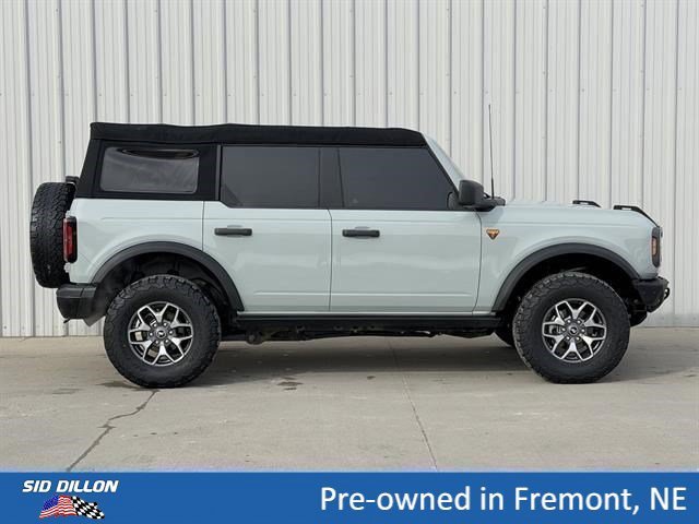 Used 2024 Iconic Silver Metallic Ford Badlands image 3