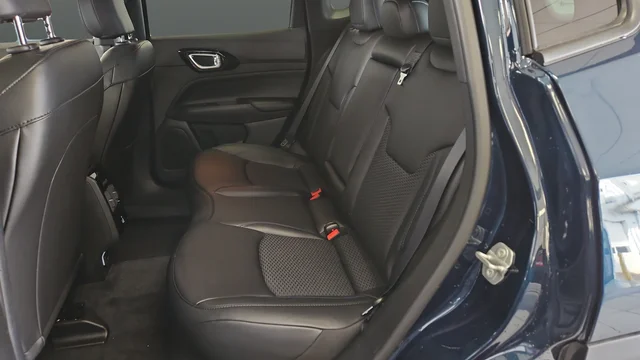New 2026 Fathom Blue Pearl-Coat Exterior Paint Jeep Latitude image 22