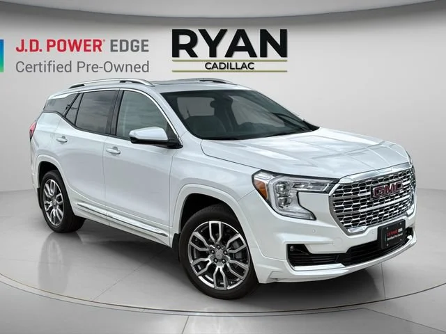 2024 GMC Terrain Denali AWD's photo