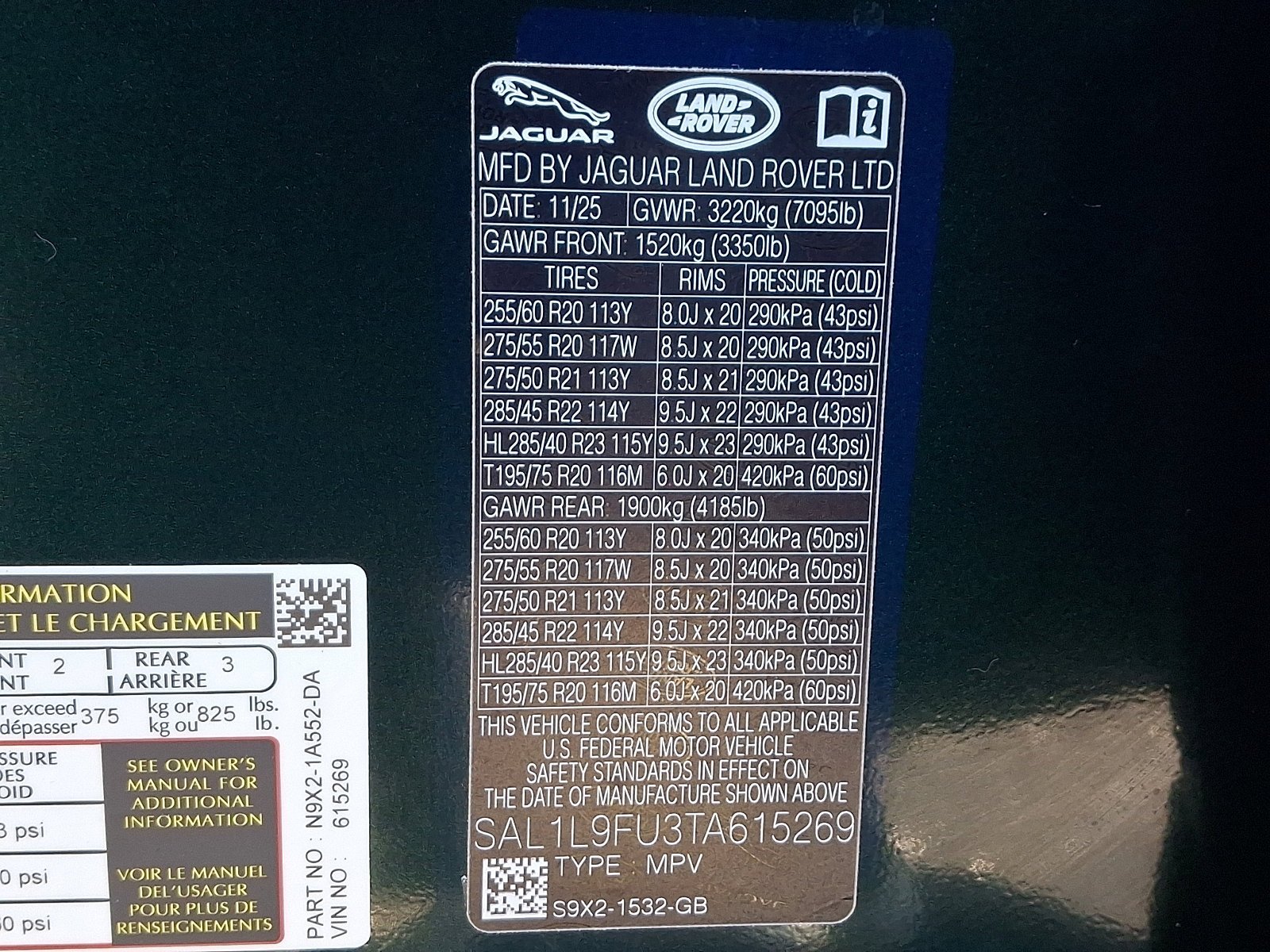 New 2026 British Racing Green LAND ROVER Dynamic SE image 14