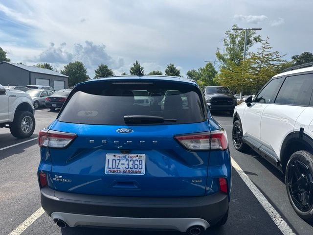 Used 2020 Blue Ford SE Sport Hybrid image 4