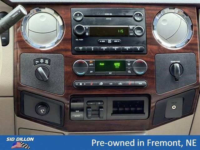Used 2008 White Ford Lariat image 11