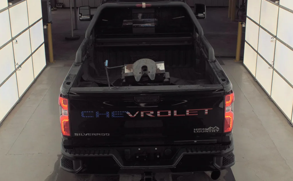 Used 2022 Black Chevrolet High Country image 5