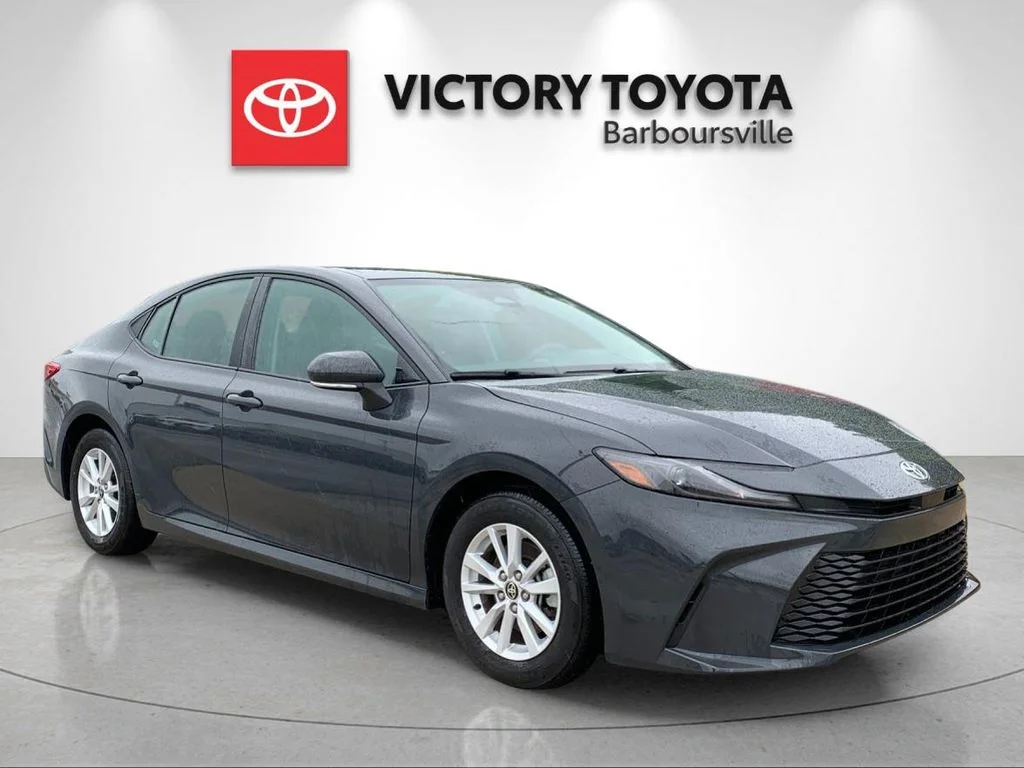 Used 2026  Toyota LE image 5