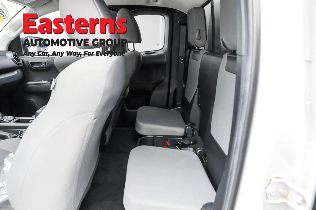 Used 2021 White Toyota SR image 20