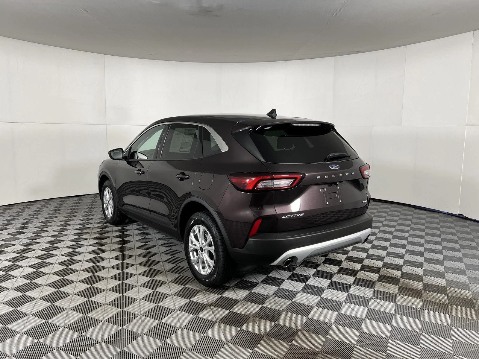 Used 2023 Cinnabar Red Ford Active image 26