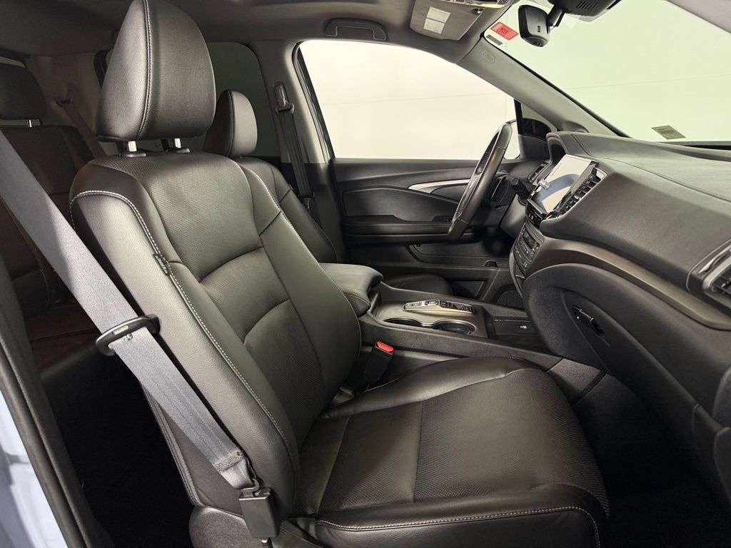 Used 2025 Gray Honda RTL image 29