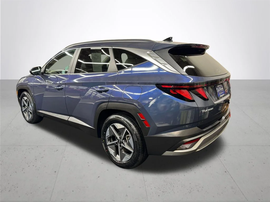 Used 2025 Blue Hyundai SEL image 4