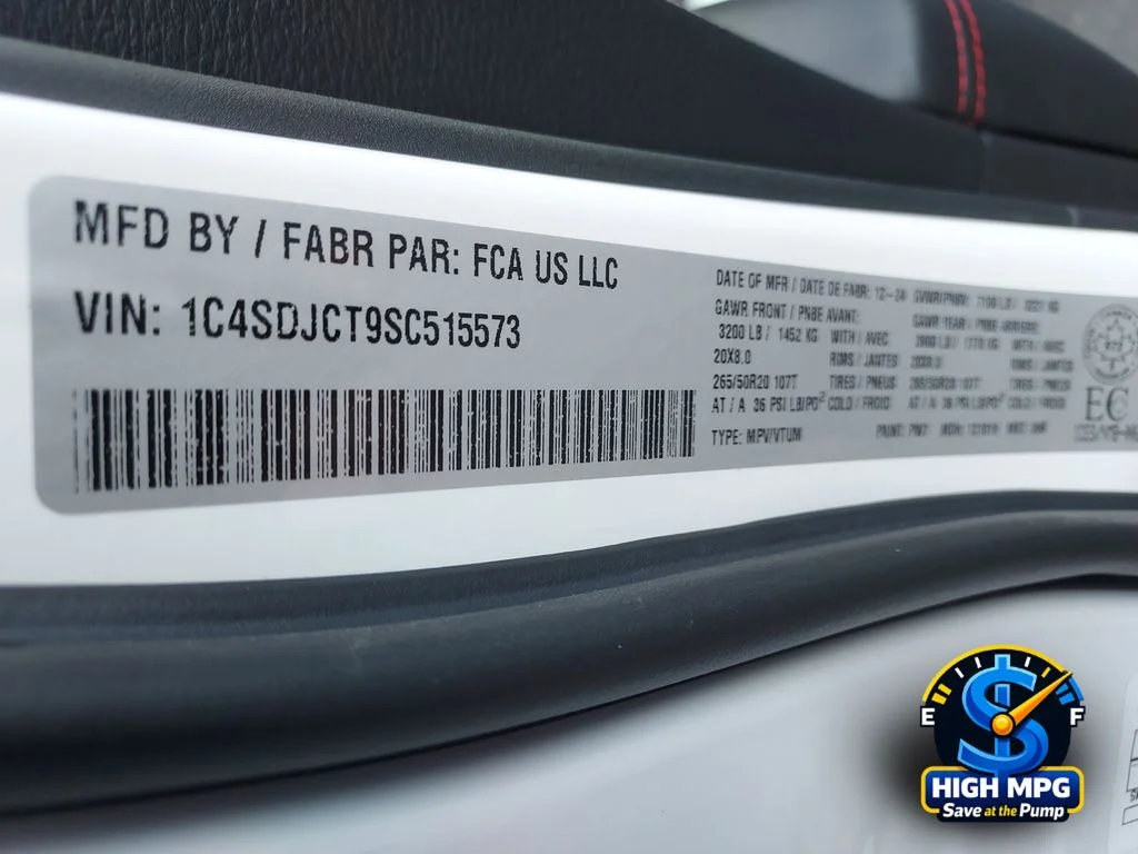 Used 2025 White/off-white Dodge R/T Plus image 37