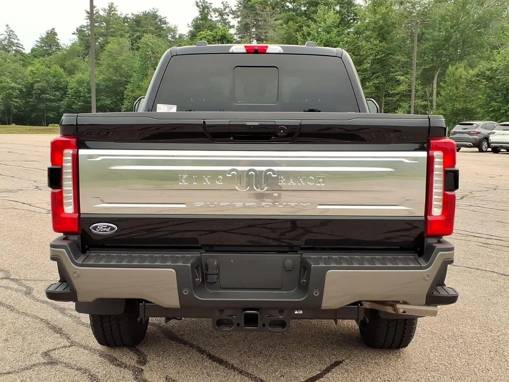 New 2026 Agate Black Metallic Ford King Ranch image 5