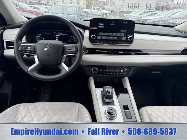 2024 Mitsubishi Outlander SEL - Photo 15
