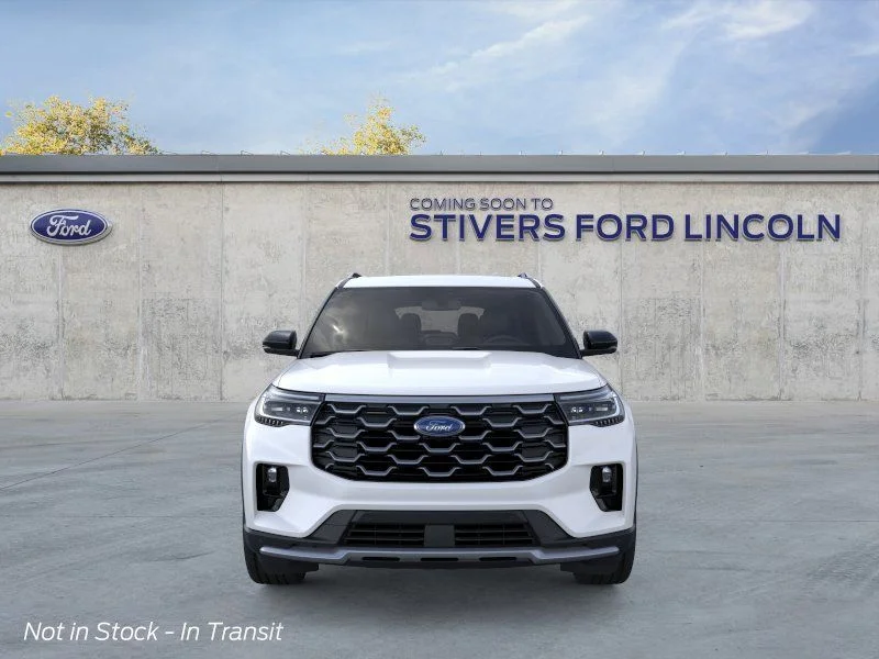 New 2026 Star White Metallic Tri-Coat Ford Platinum™ image 6