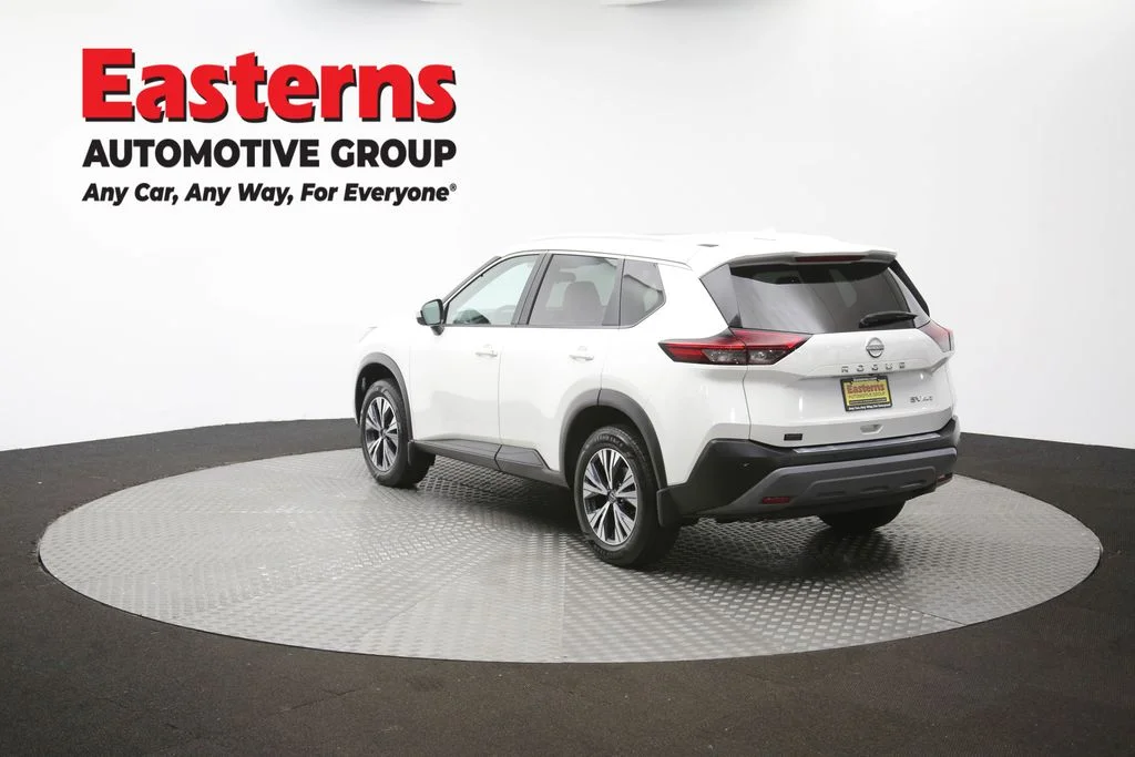 Used 2023 White Nissan SV image 66