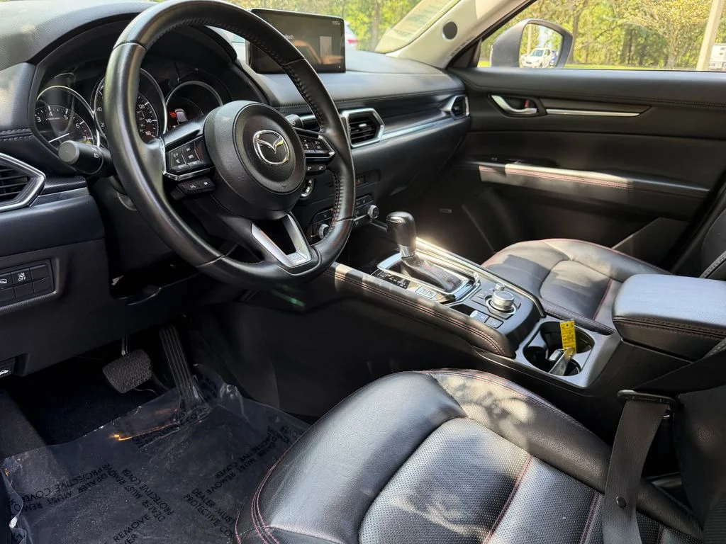 Used 2024 Gray Metallic Mazda 2.5 S Carbon Edition image 18