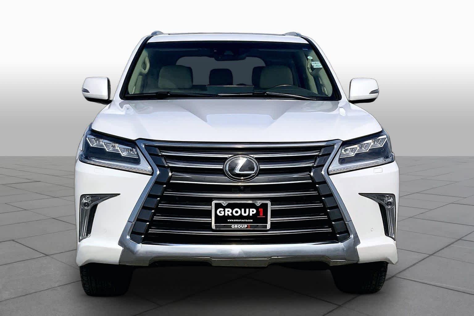 Used 2020 Eminent White Pearl Lexus  image 4
