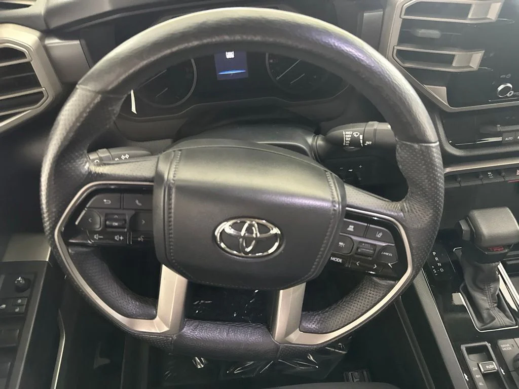 Used 2023 White Toyota SR5 image 26