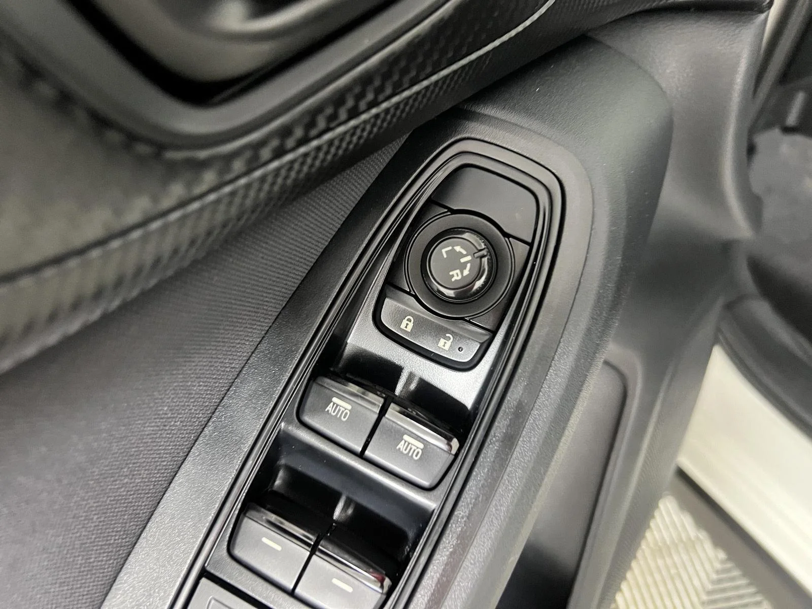 Used 2019 Crystal White Pearl Subaru Premium image 14