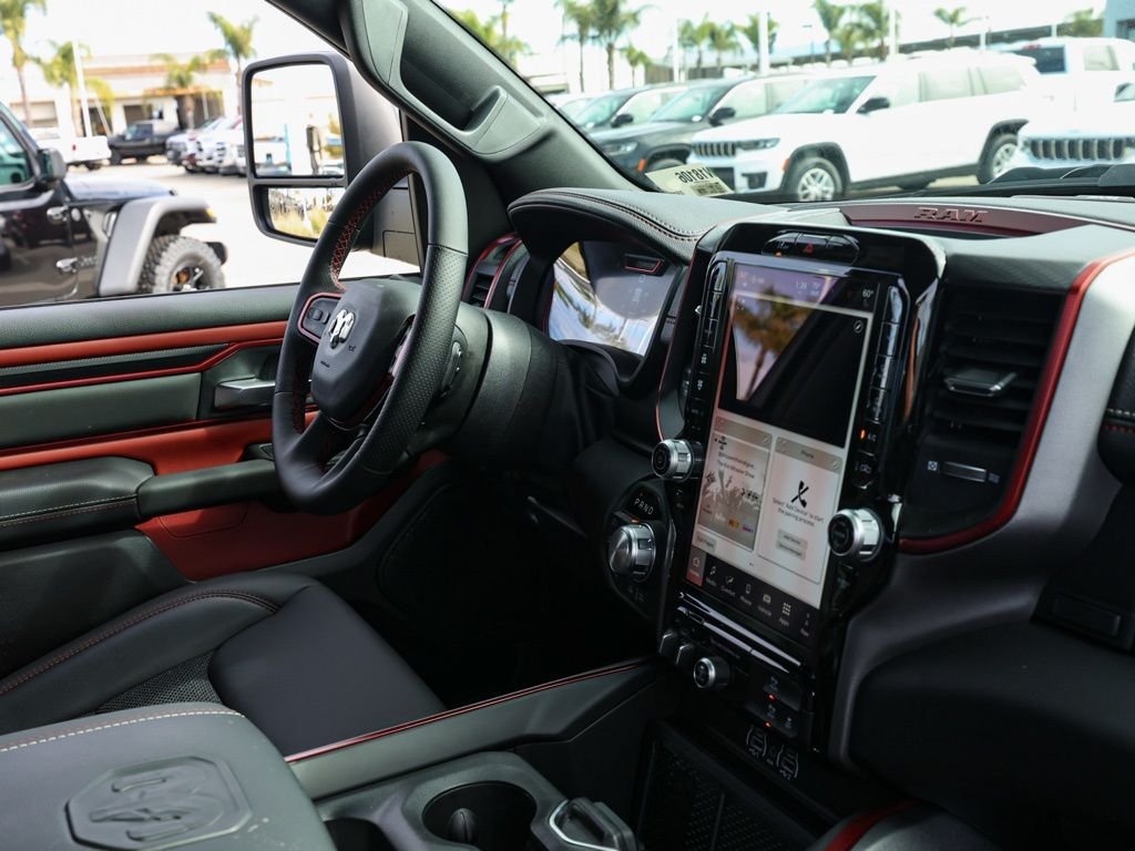 New 2026 Diamond Black Crystal Pearl-Coat Exterior Paint RAM Rebel image 18