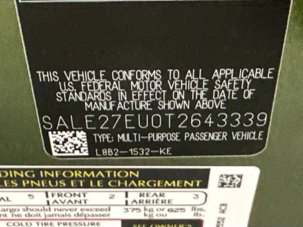 New 2026 Woolstone Green Land Rover X-Dynamic SE image 32