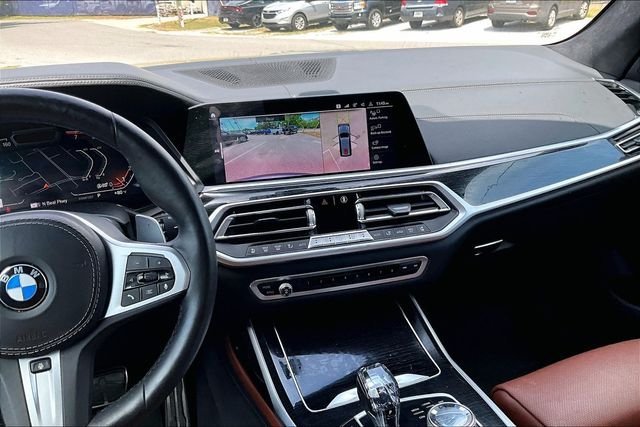 Used 2019 Gray BMW xDrive40i image 9