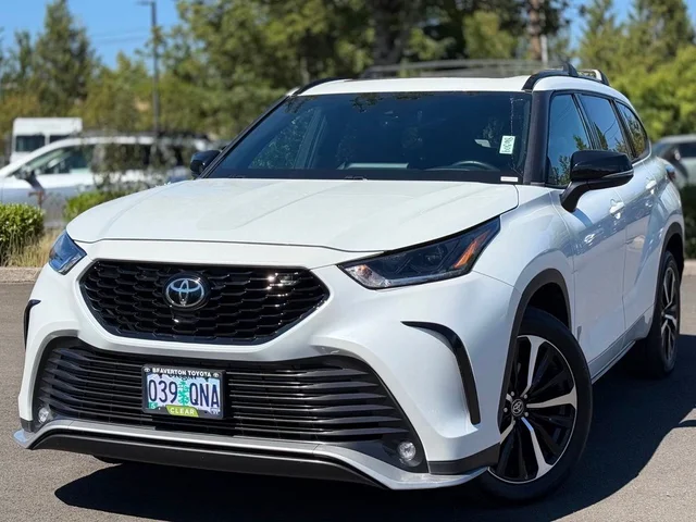 2022 Toyota Highlander XSE