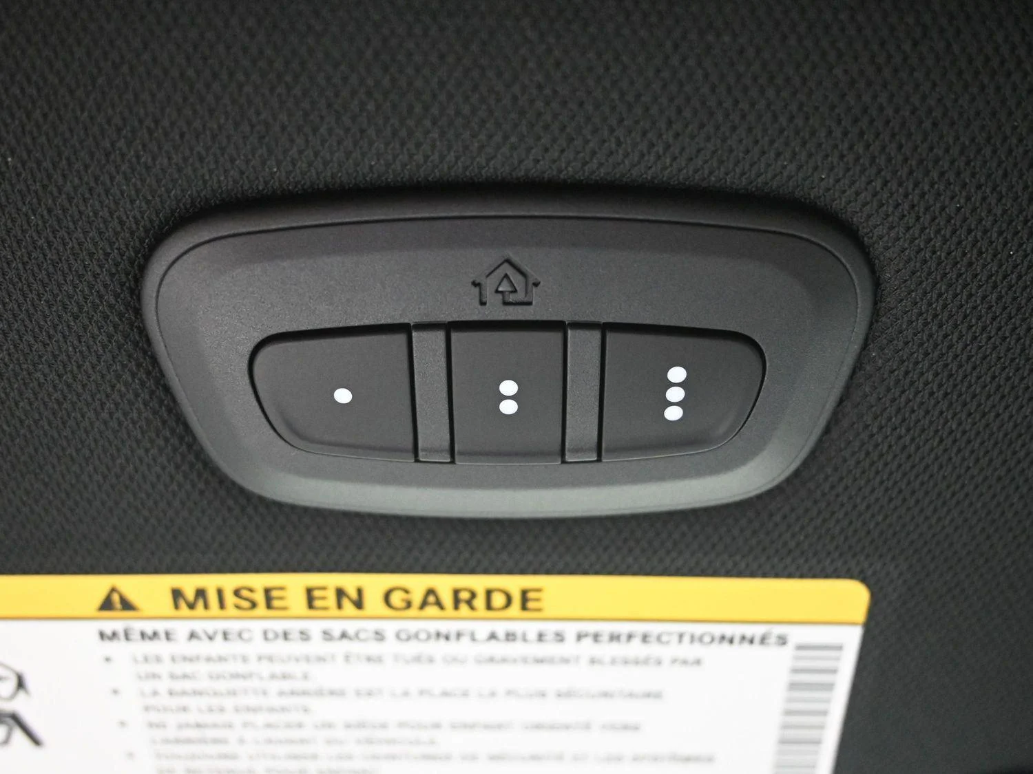 2026 Chrysler Pacifica Select - Photo 34