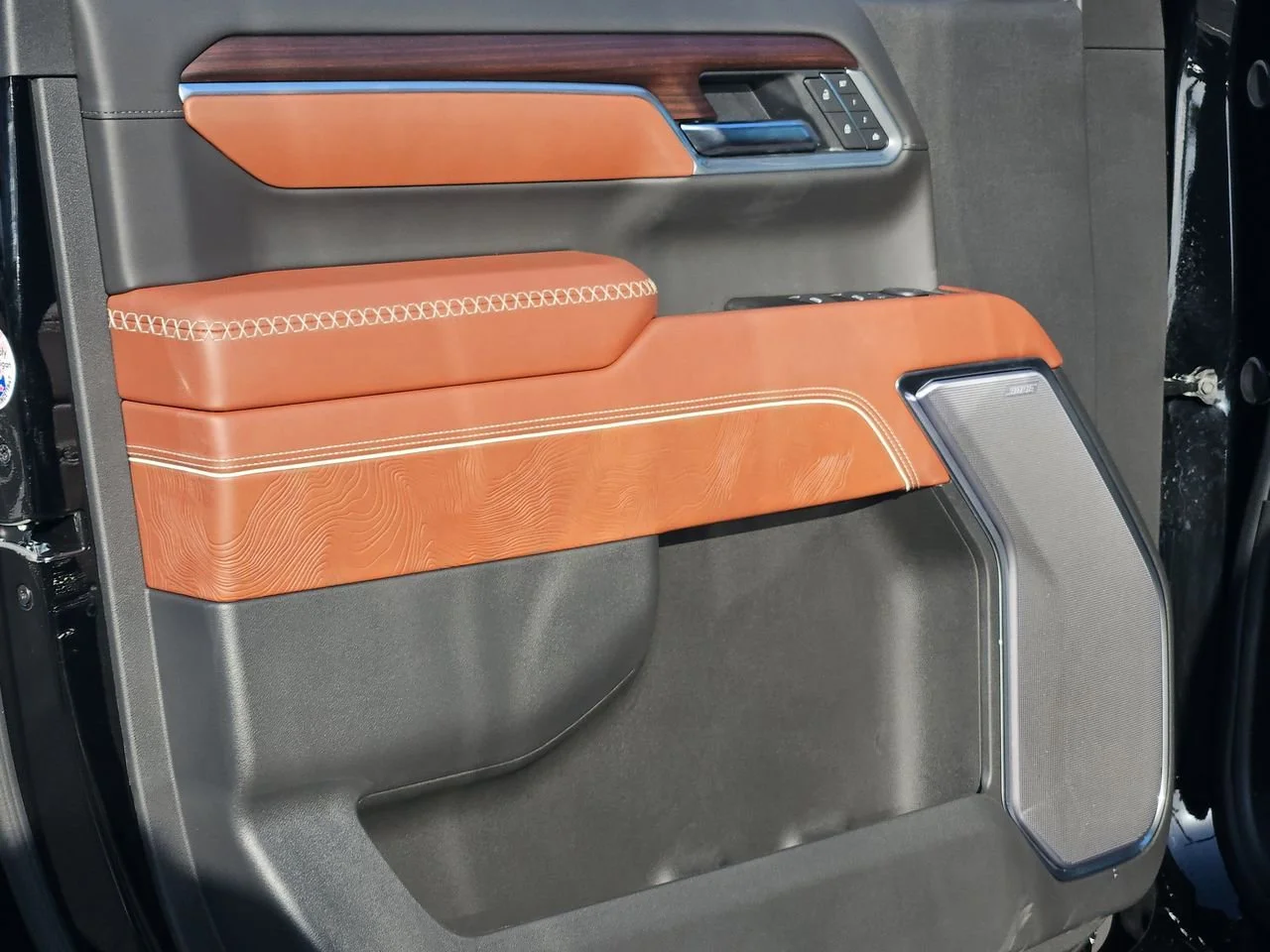New 2026 Onyx Black GMC Denali Ultimate image 23