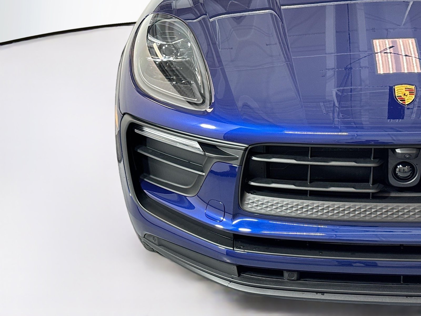 Used 2026 Gentian Blue Metallic Porsche  image 27